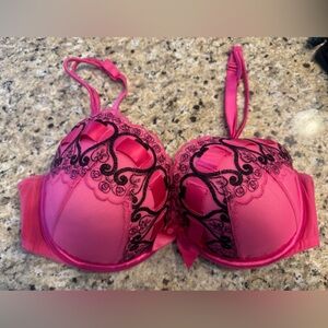 Cacique plunge bra size 42D Pink Lace Bra